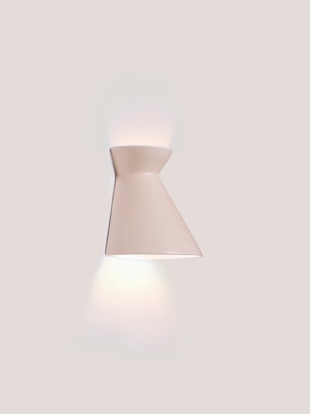 Kiro Ceramic Wall Light — Shell White, Small