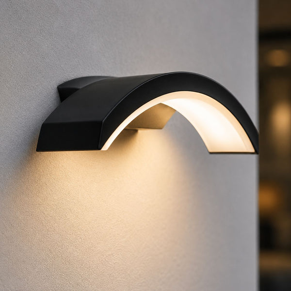 Arlen Arched Outdoor LED Wall Light — Aluminium, Black