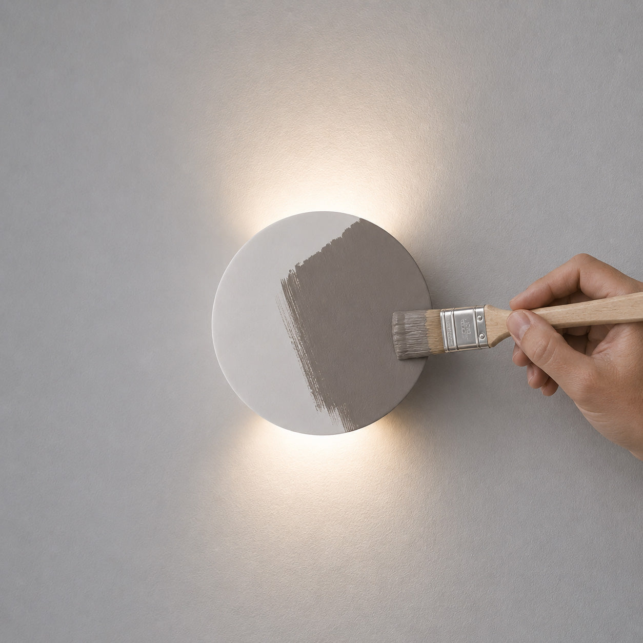 Leiron Round Wall Light — Paintable White Plaster, Up & Down