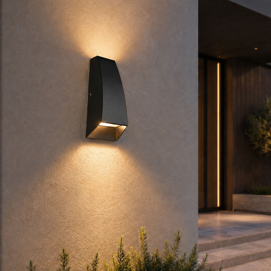 How Silas Sleek Aluminium Outdoor Wall Light — Black lights a room