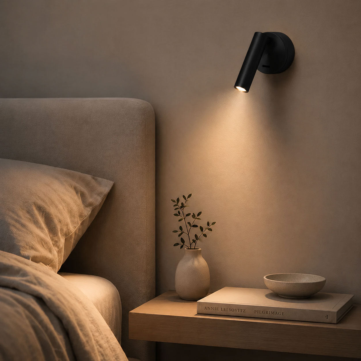 Vega Rotatable 320°  LED Reading Wall Light — Aluminum, Black