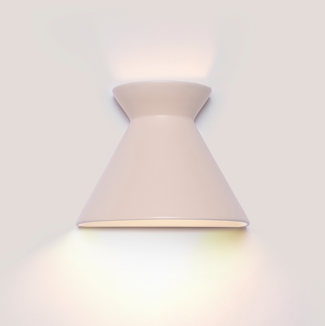 Kiro large shell white ceramic wall light casting light up and down