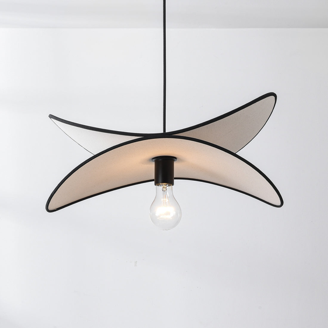 Suki Linen Pendant Light — White & Black, 50 cm