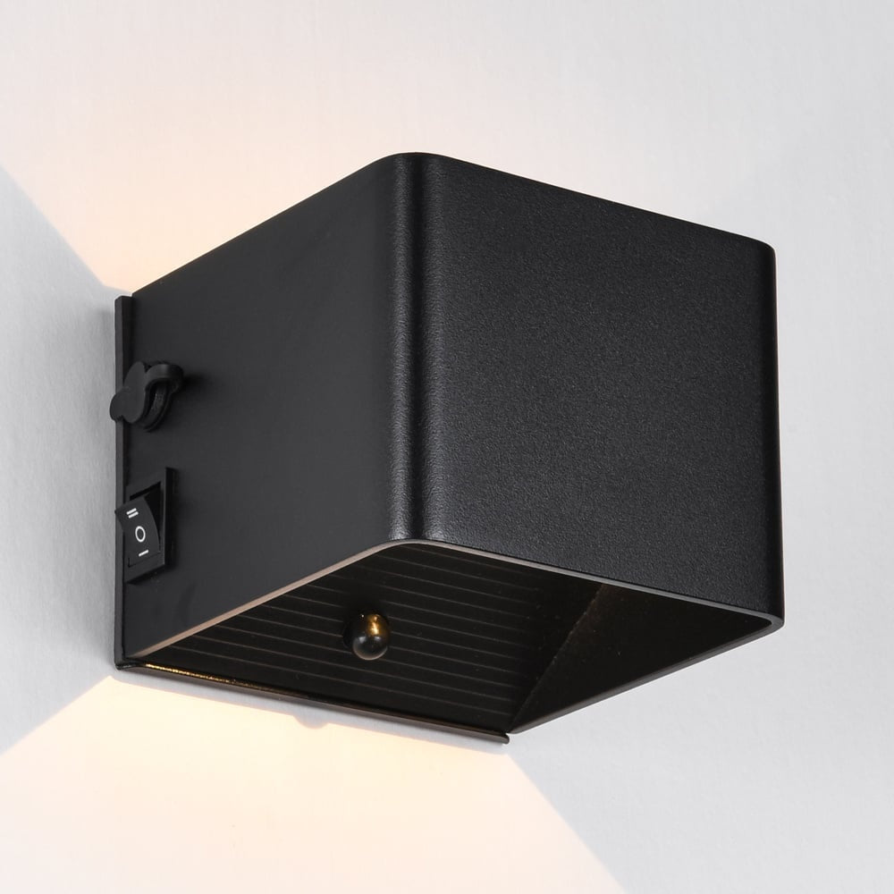 Pike Rechargeable Outdoor Wall Light — Black, Sensor