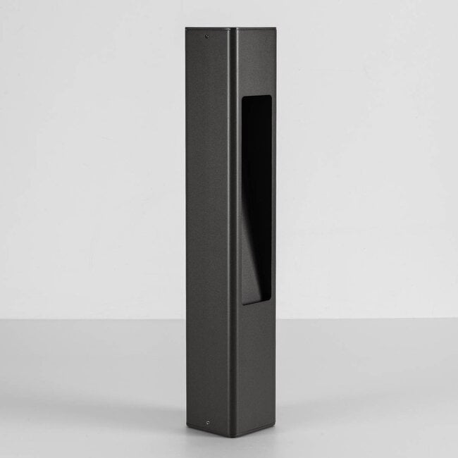Close-up of Torino aluminium bollard light in anthracite finish showing GU10 fitting